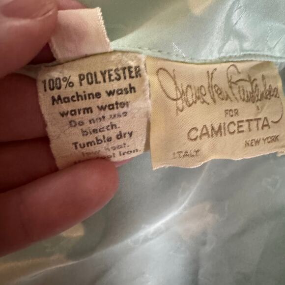 Vintage Diane Von Furstenberg for Camicetta Blue Hearts Button Front Blouse 10 - Picture 5 of 6